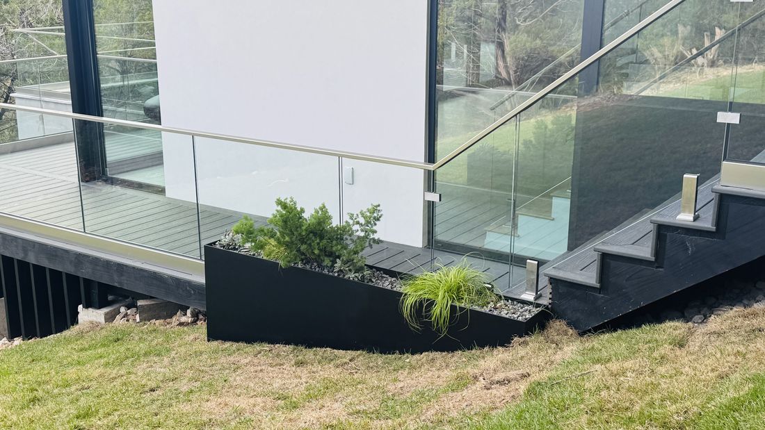 Custom steel planter