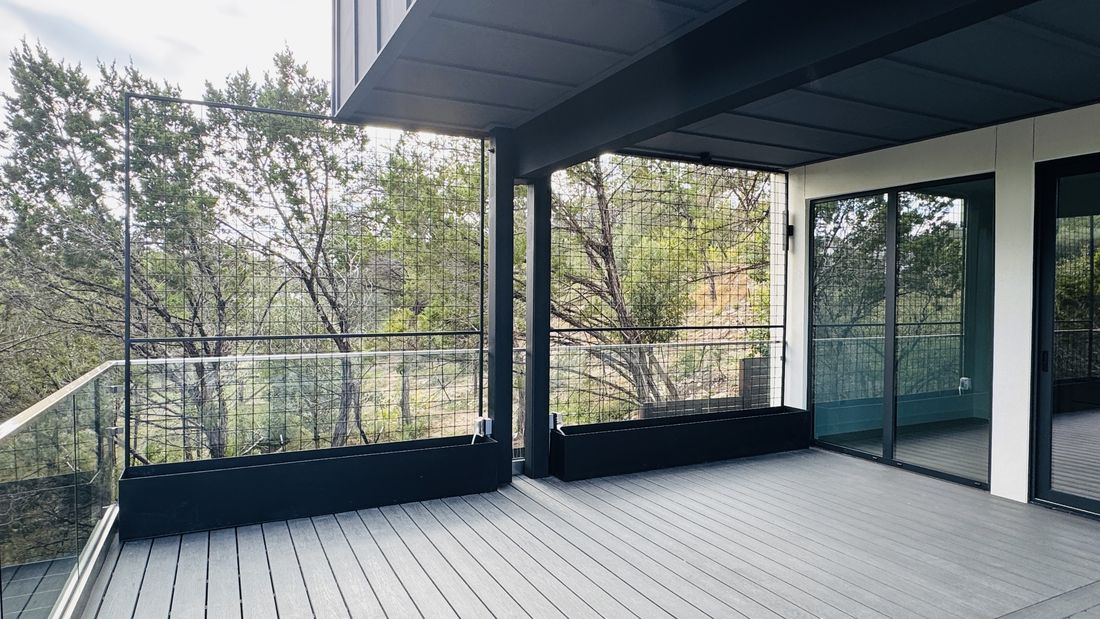 Deck — steel mesh railing & planters